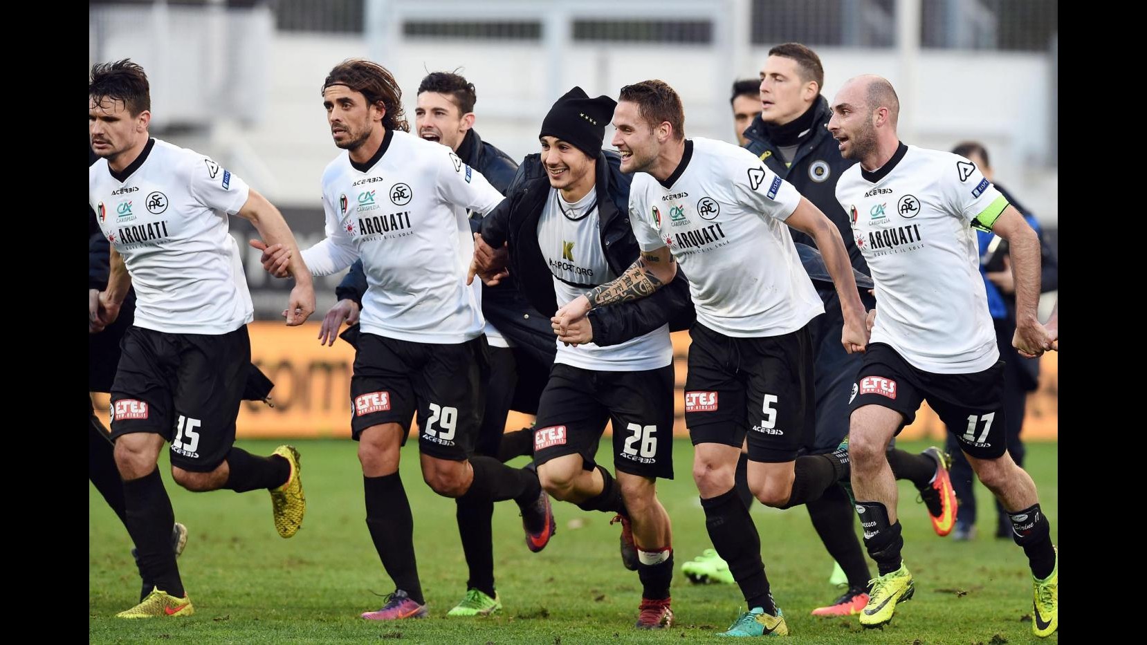 FOTO Serie B, Spezia vince contro Ternana 2-0