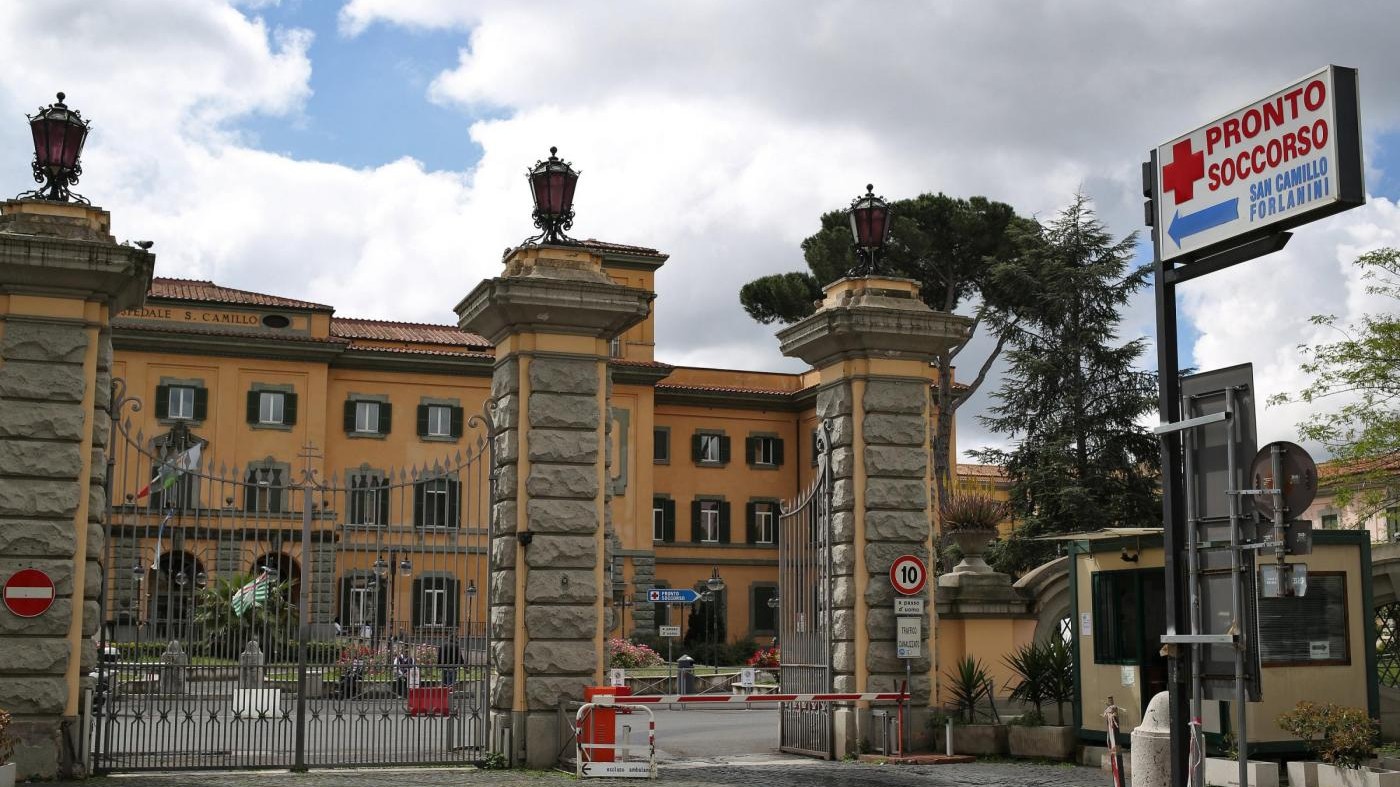 Al San Camillo assunti medici obiettori. Cei: Snaturata legge 194