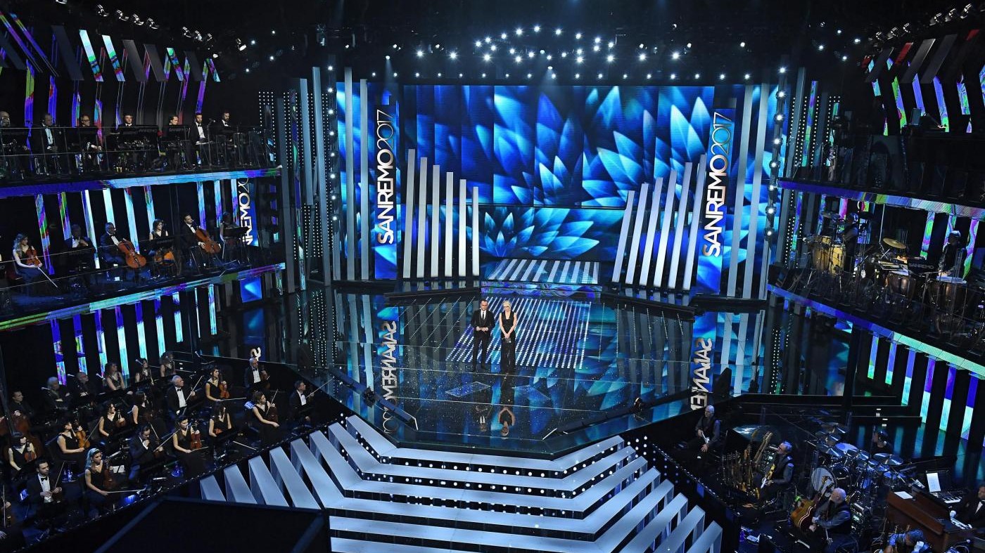 Festival di Sanremo 2017, la fotostoria della prima serata