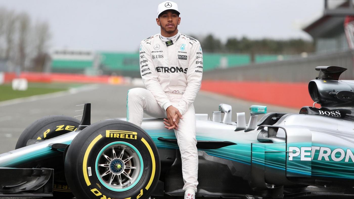 F1, Mercedes presenta la WO8. Hamilton: Ancora più potente