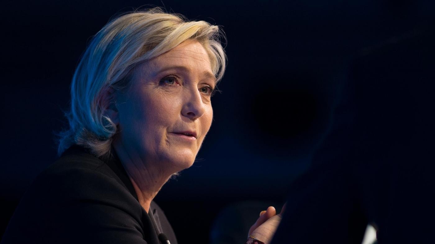 Francia, incriminato un altro collaboratore di Marine Le Pen