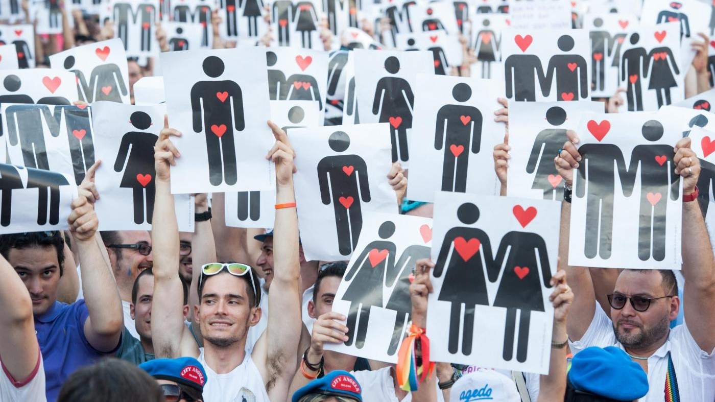 Maternità surrogata, riconosciuta a Trento paternità a coppia gay