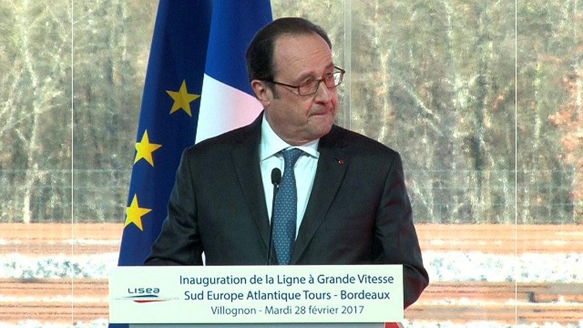 Hollande difende la magistratura dalle accuse di Fillon