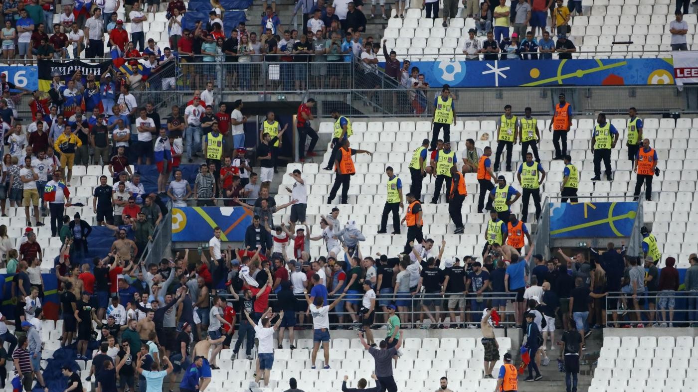 Mondiali 2018, Fifa introduce la tessera del tifoso in Russia