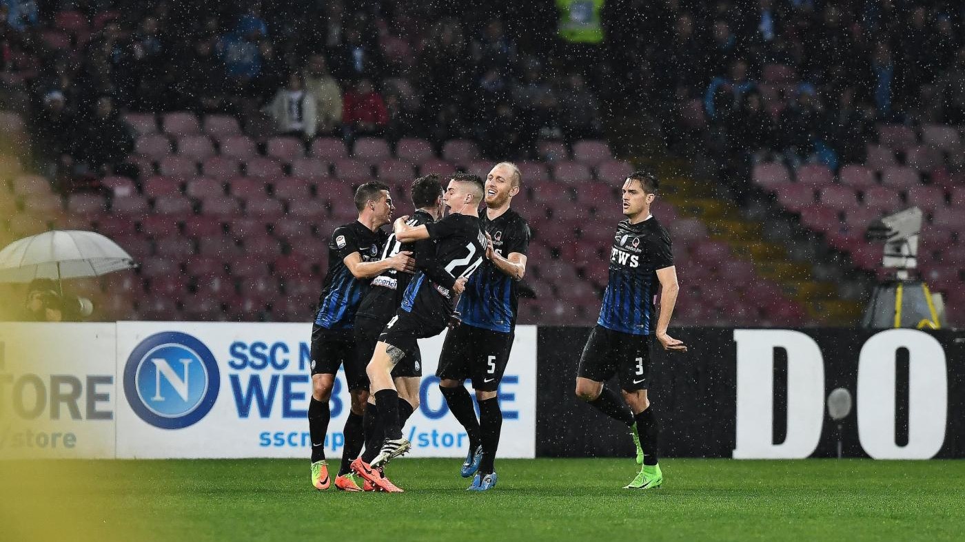 Serie A, Napoli ko con l’Atalanta: doppietta di Caldara
