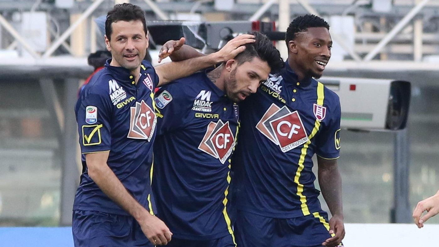 FOTO Serie A, Chievo vola con Birsa e Castro: 2-0 al Pescara