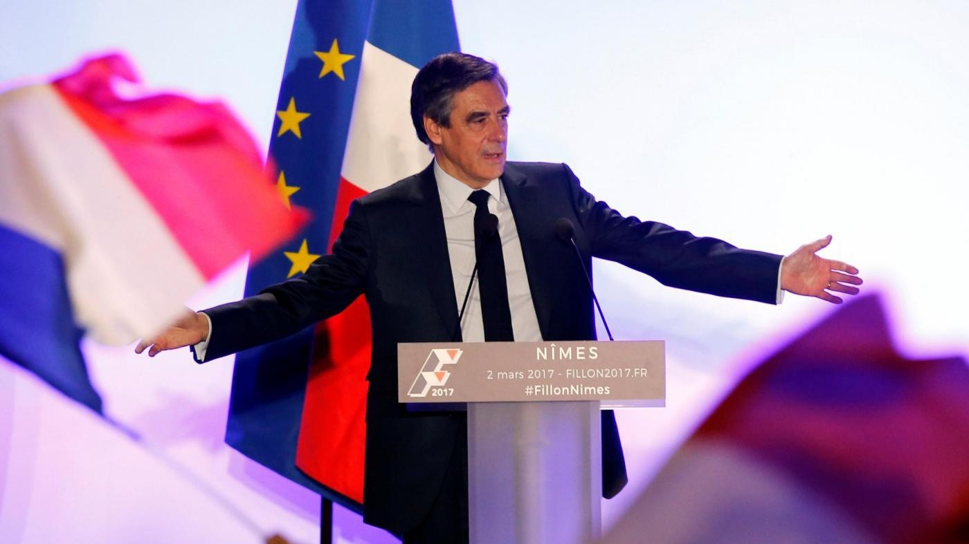 Fillon a sostenitori: Da me unica speranza di risollevare Paese