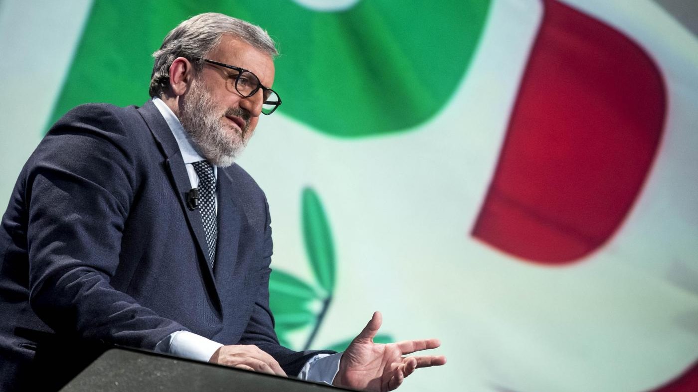 Pd, Boccia deposita candidatura Emiliano: Raccolto triplo delle firme