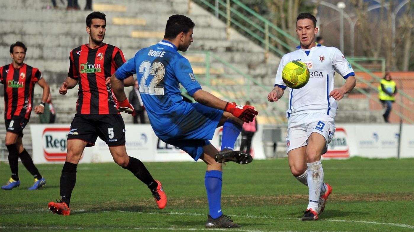 FOTO LegaPro, Lucchese-Como 1-1 in zona Cesarini