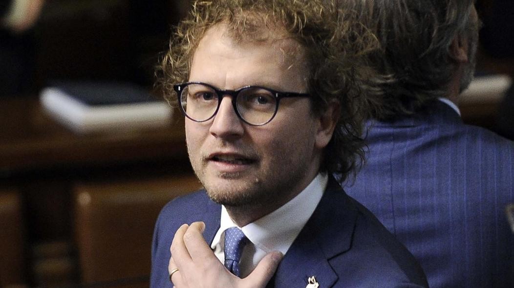 M5S ritira mozione sfiducia Lotti alla Camera: Si discuta in Senato