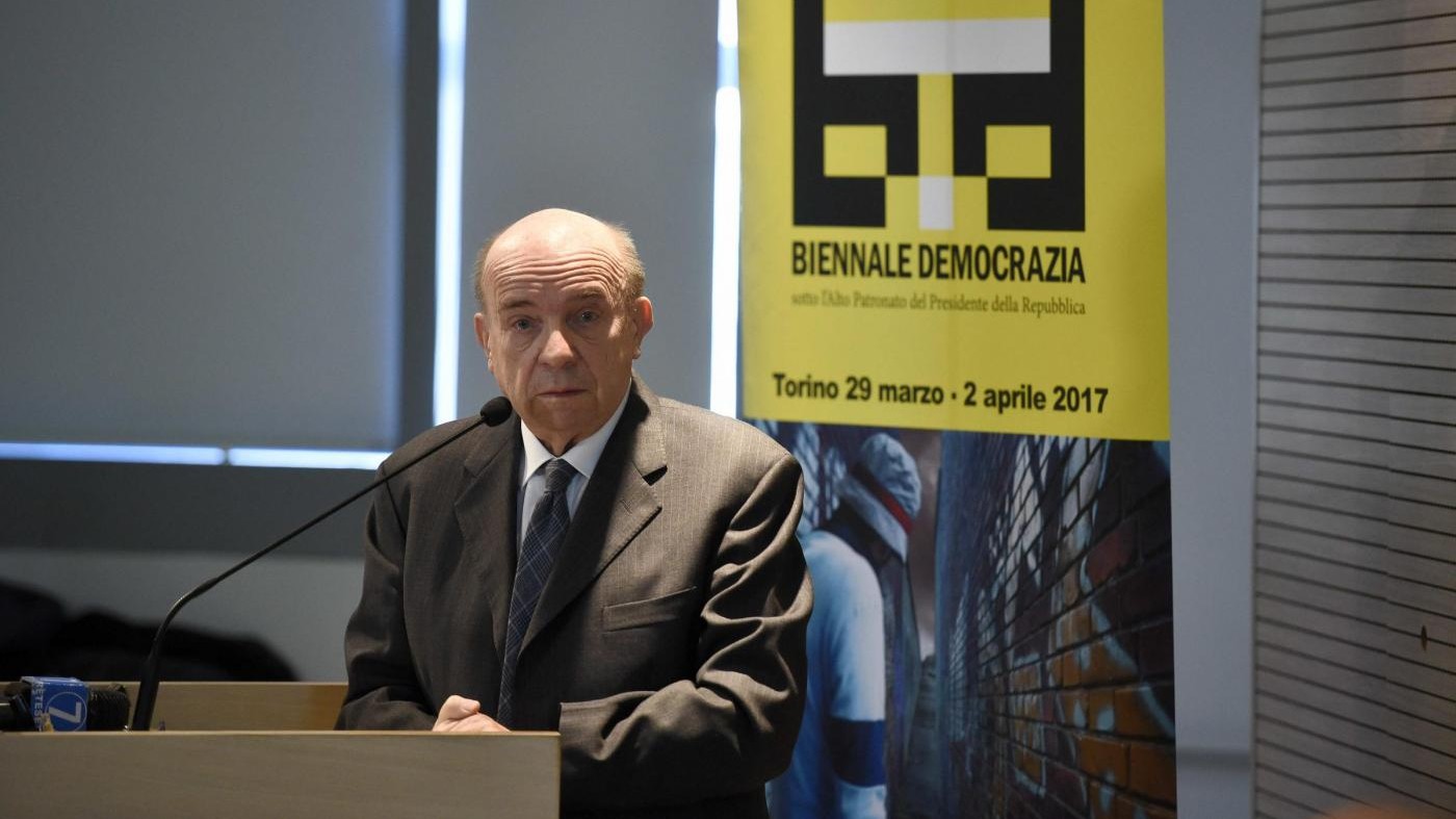 Zagrebelsky: Patto Pd- Berlusconi su riforme non è per forza inciucio