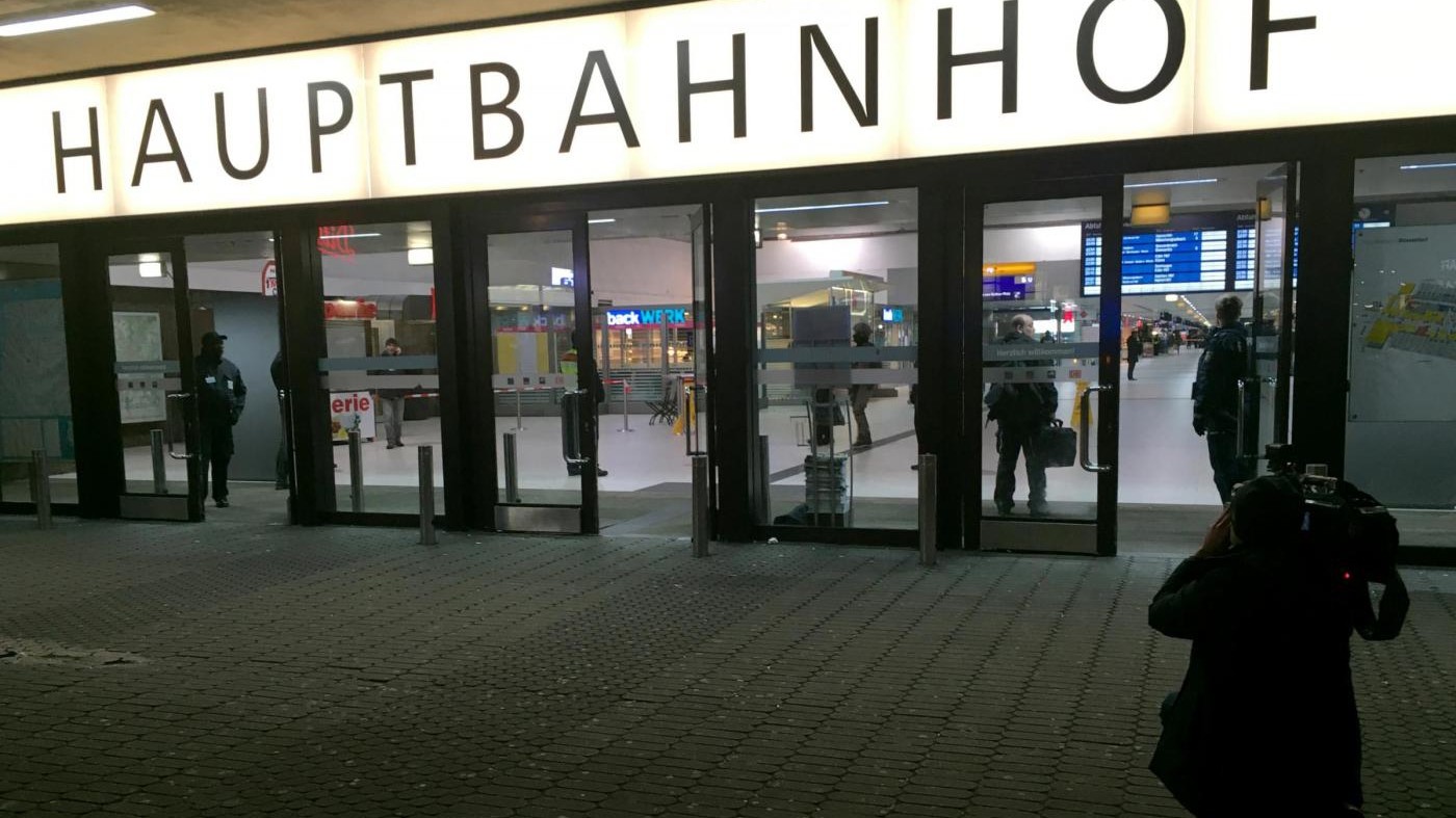 Aggressione a colpi di ascia a Dusseldorf: ferite 2 italiane