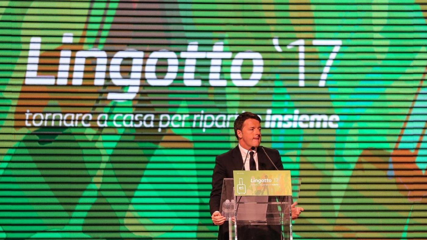 Pd, al Lingotto Renzi lancia la sua sfida: Siamo eredi non nostalgici