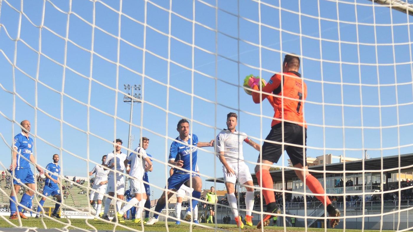 FOTO Lega Pro, Olbia-Como finisce 1-1