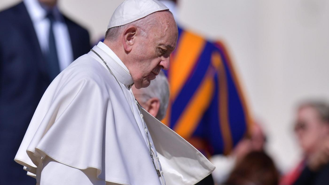 Il Papa: Le chiacchiere sono come il terrorismo, anche in Vaticano