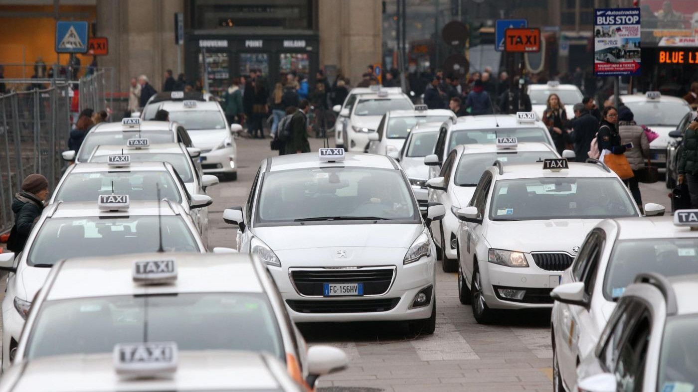 Taxi, sciopero nazionale il 23 marzo: stop dalle 8 alle 22