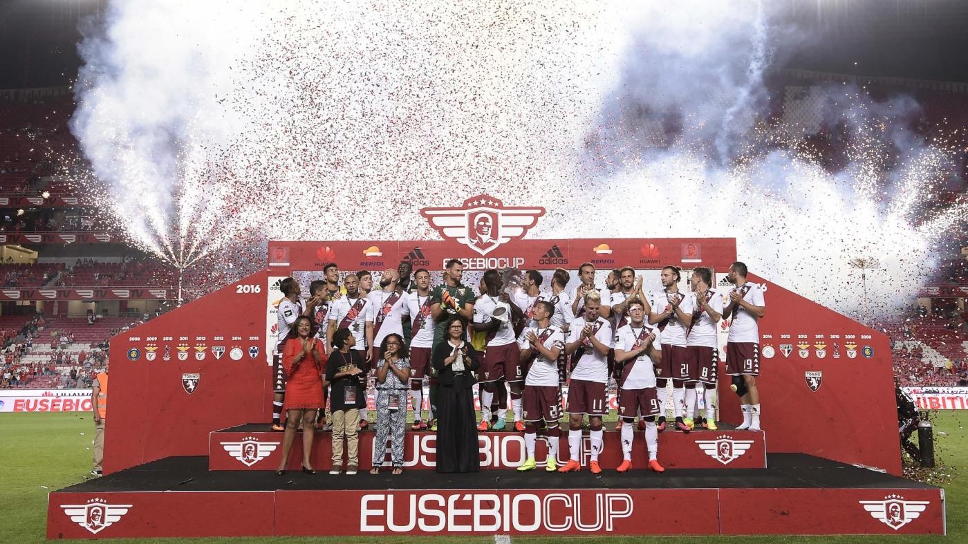 FOTO Il Toro sconfigge ai rigori il Benfica e vince la Eusebio Cup
