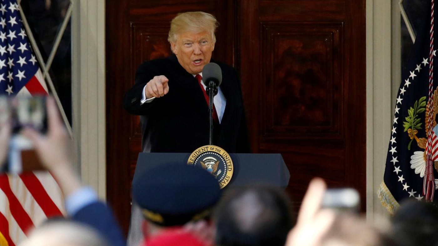 Bloccato nuovo ‘travel ban’. Trump: Abuso senza precedenti
