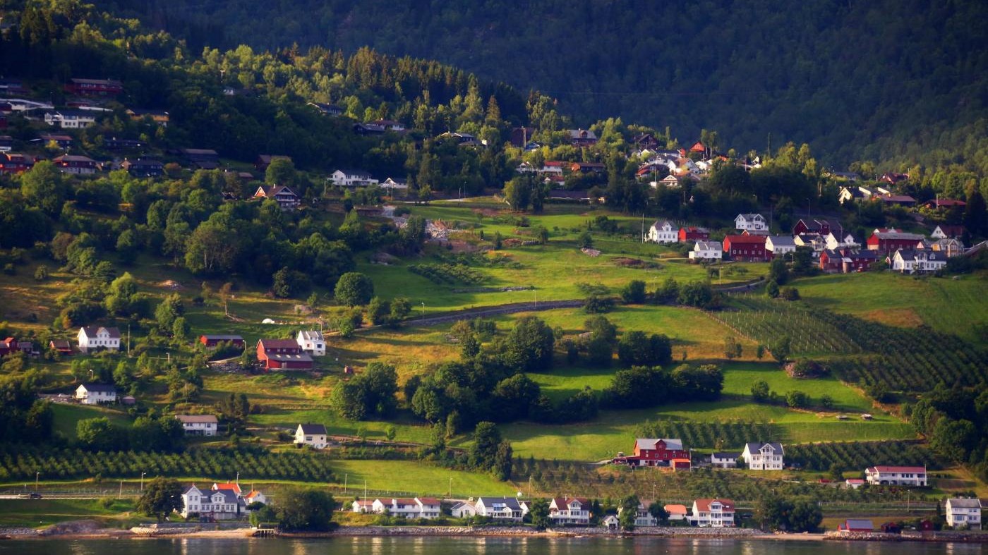 FOTO La magia dei fiordi norvegesi da scoprire in crociera