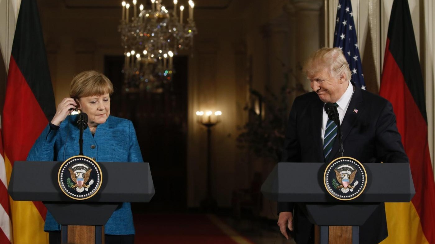 Trump: Intercettazioni Obama? Io e Merkel abbiamo cose in comune