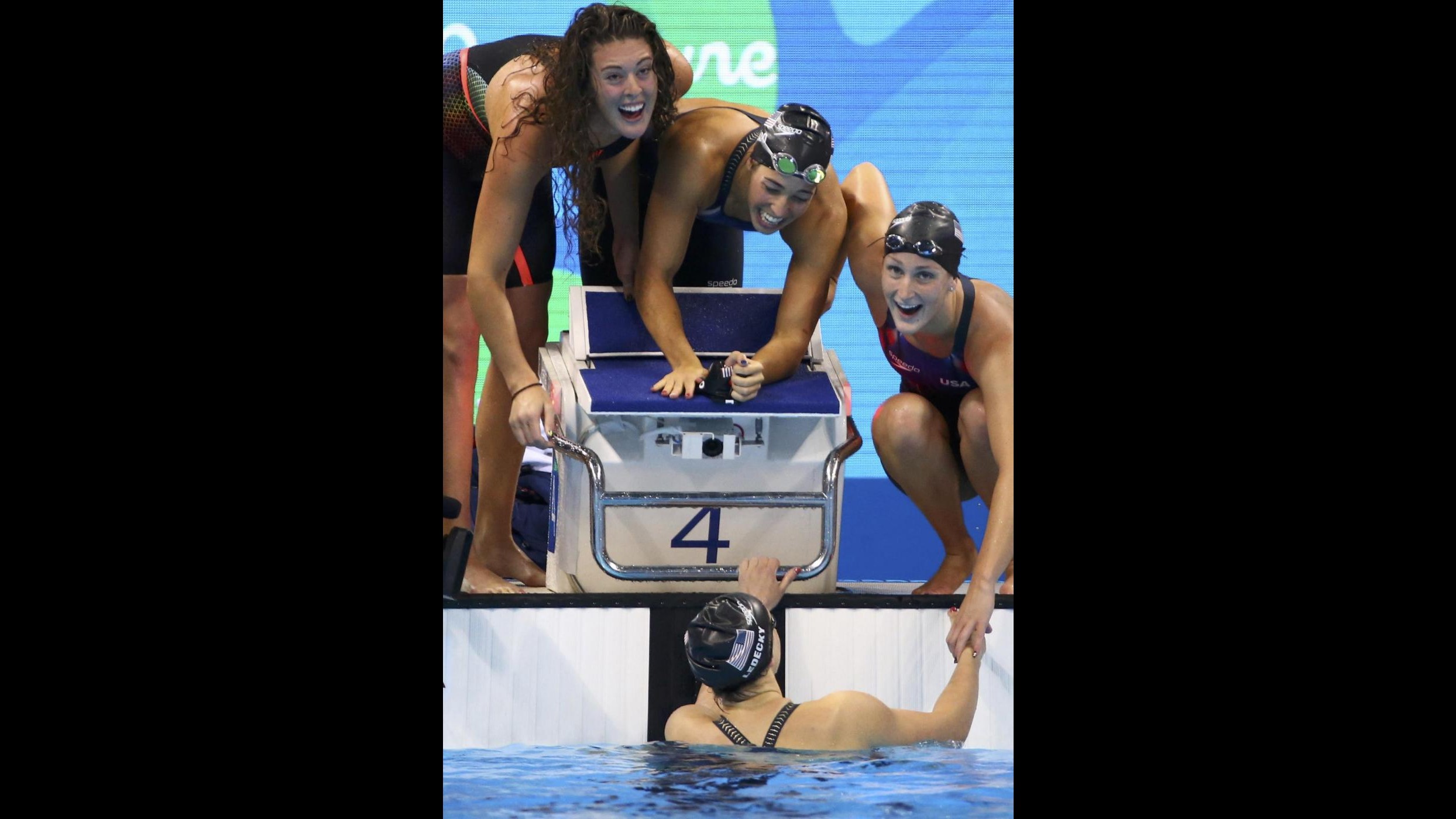 FOTO Rio2016, oro agli Usa nei 4x200sl: trionfo Ledecky