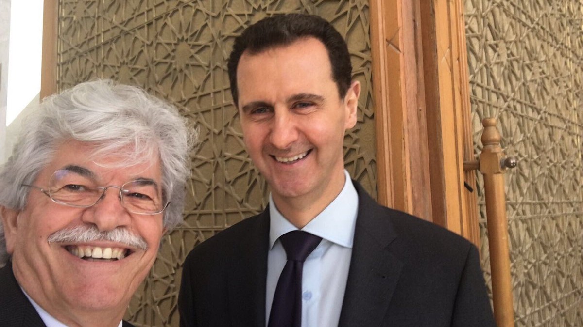 Antonio Razzi è in Siria e si scatta un selfie con Assad
