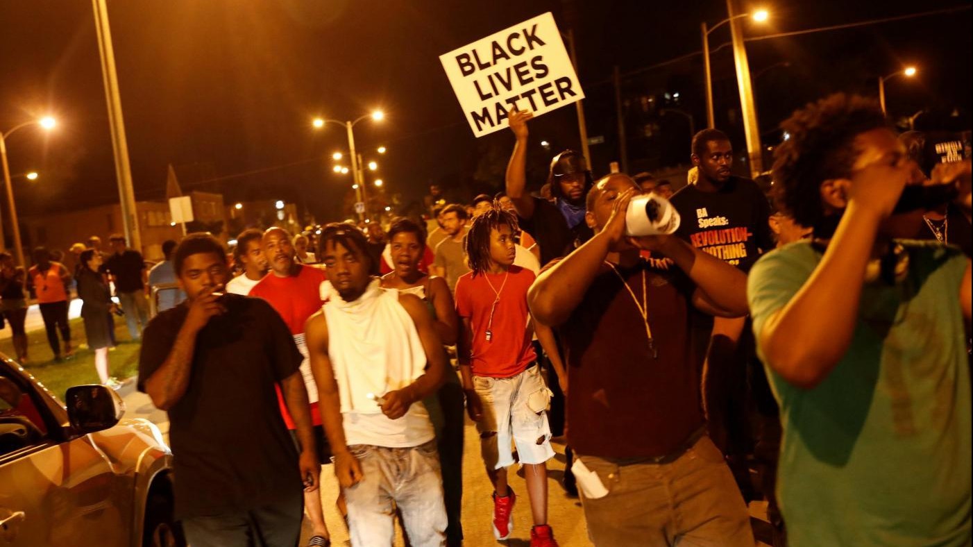FOTO Usa, seconda notte di scontri a Milwaukee: due feriti