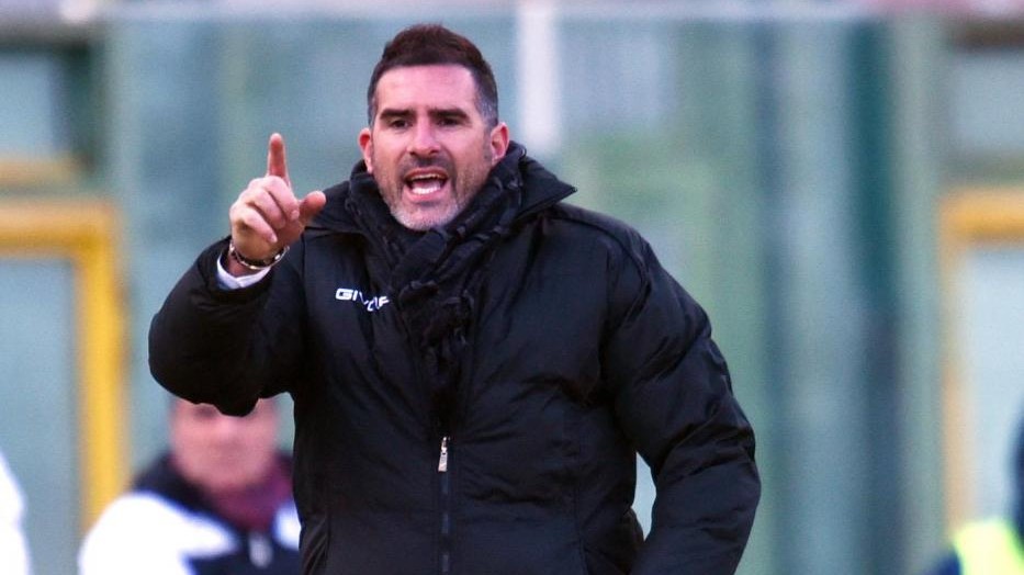 Lucarelli: Comprare Livorno? A Messina sto bene