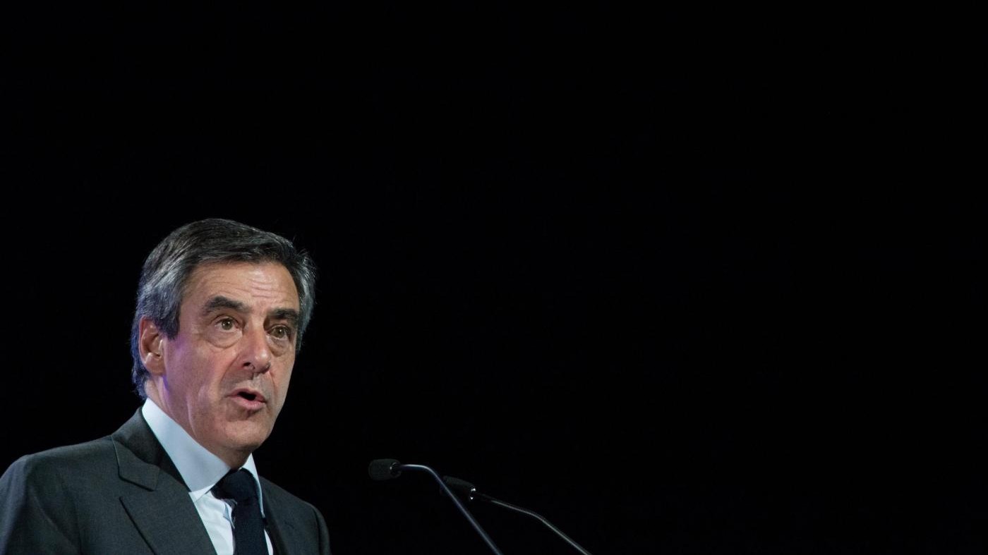 Francia, inchiesta su Fillon si estende a truffa aggravata e falso