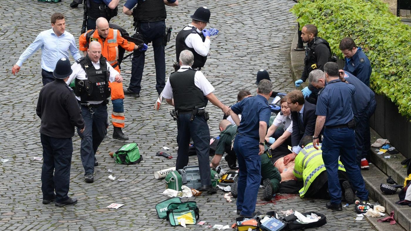 Londra, sostenitori Isis festeggiano online: Sangue per sangue