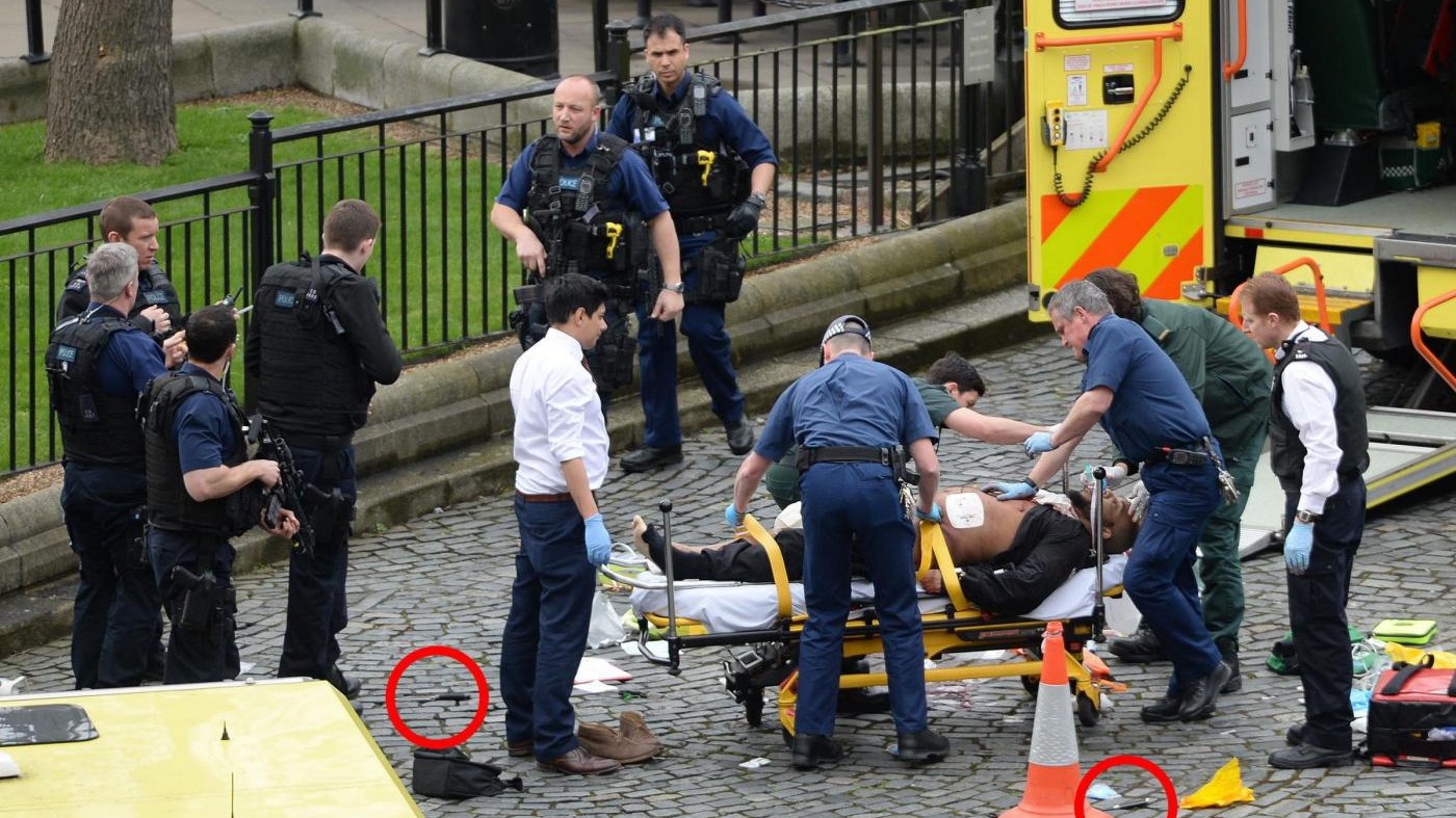 Londra, media identificano assalitore: è l’estremista islamico Abu Izzadeen