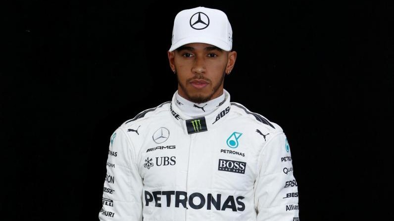 Hamilton: Ferrari favorita in Australia, vorrei lottare con Vettel