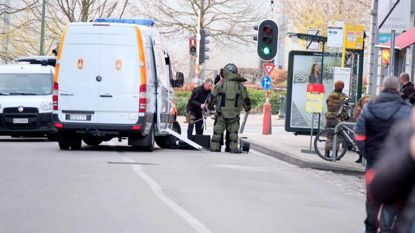 Belgio, auto tenta di travolgere folla ad Anversa: un arresto