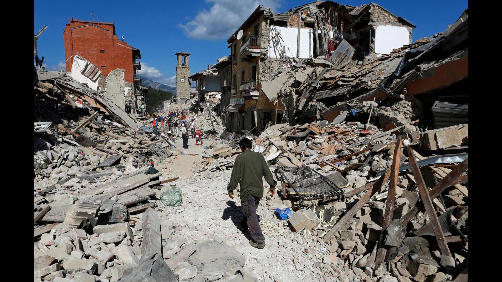 FOTO Terremoto, i danni a Pescara del Tronto