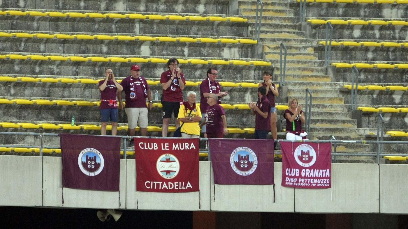 FOTO Serie B, Bari cade in casa: 1-2 col Cittadella