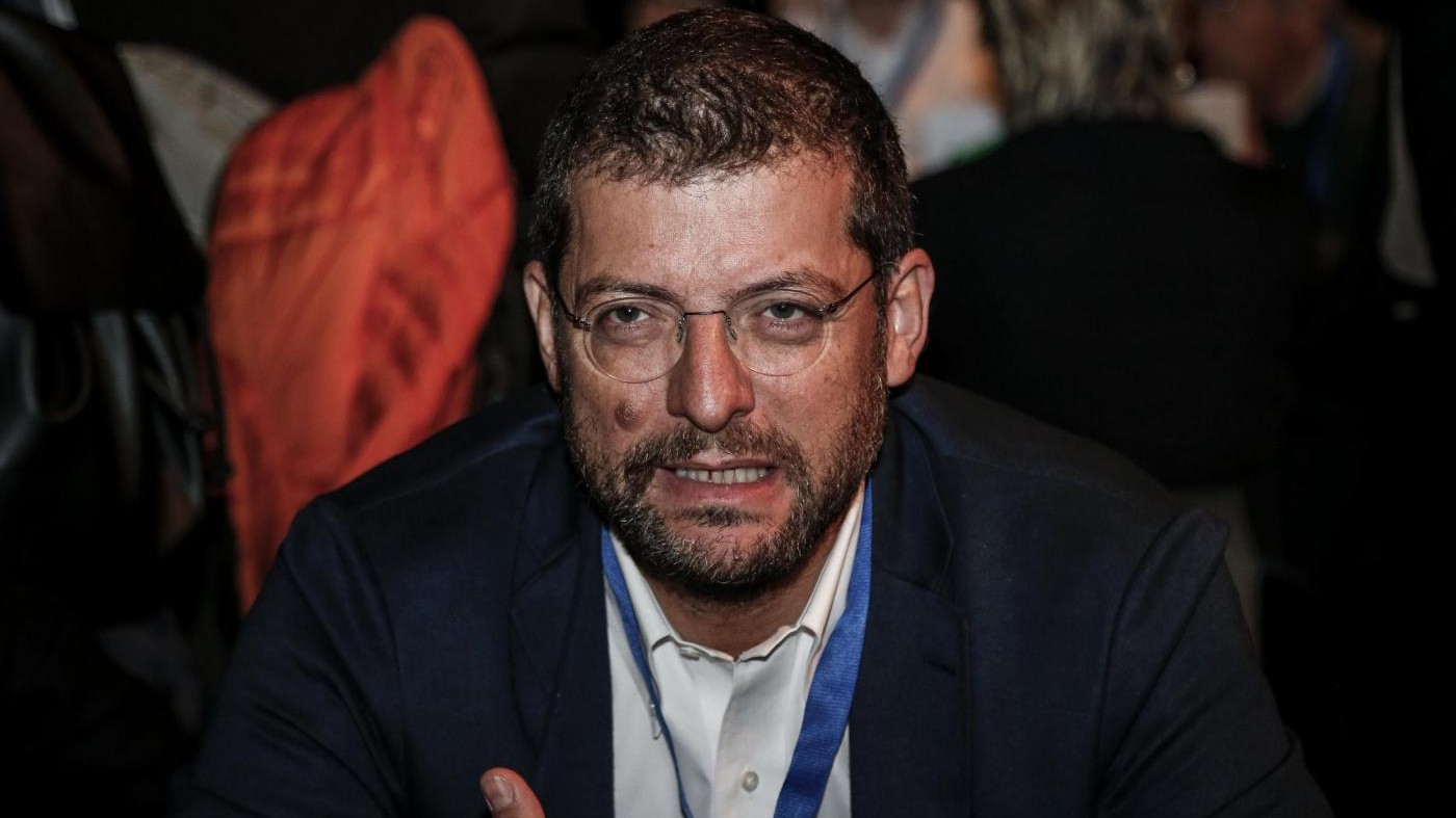 Romano (Pd): Di Maio ormai è toppa continua. In tv con ‘gobbo’?