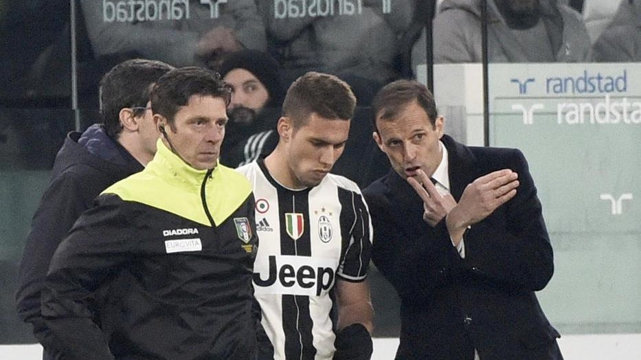 Stagione finita per Pjaca, Allegri lo rincuora: Ko che non fermerà la sua carriera