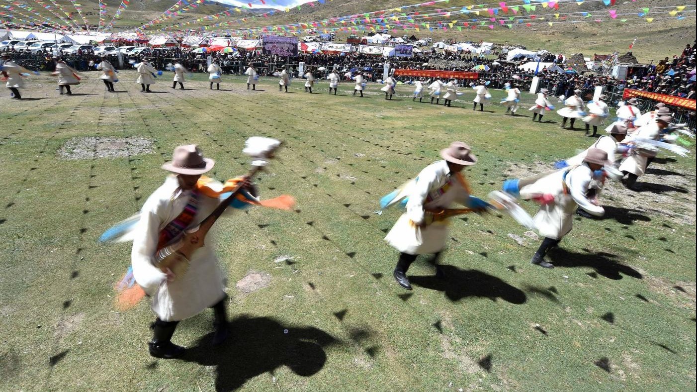 FOTO Lotta tra yak: ecco il Bullfighting Festival in Tibet