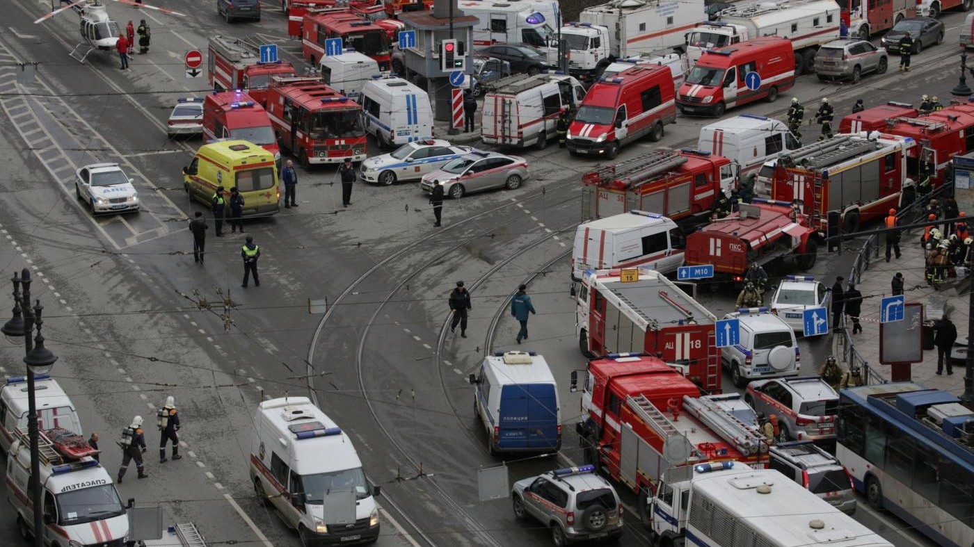 San Pietroburgo, trovata testa di kamikaze vicino a luogo esplosione