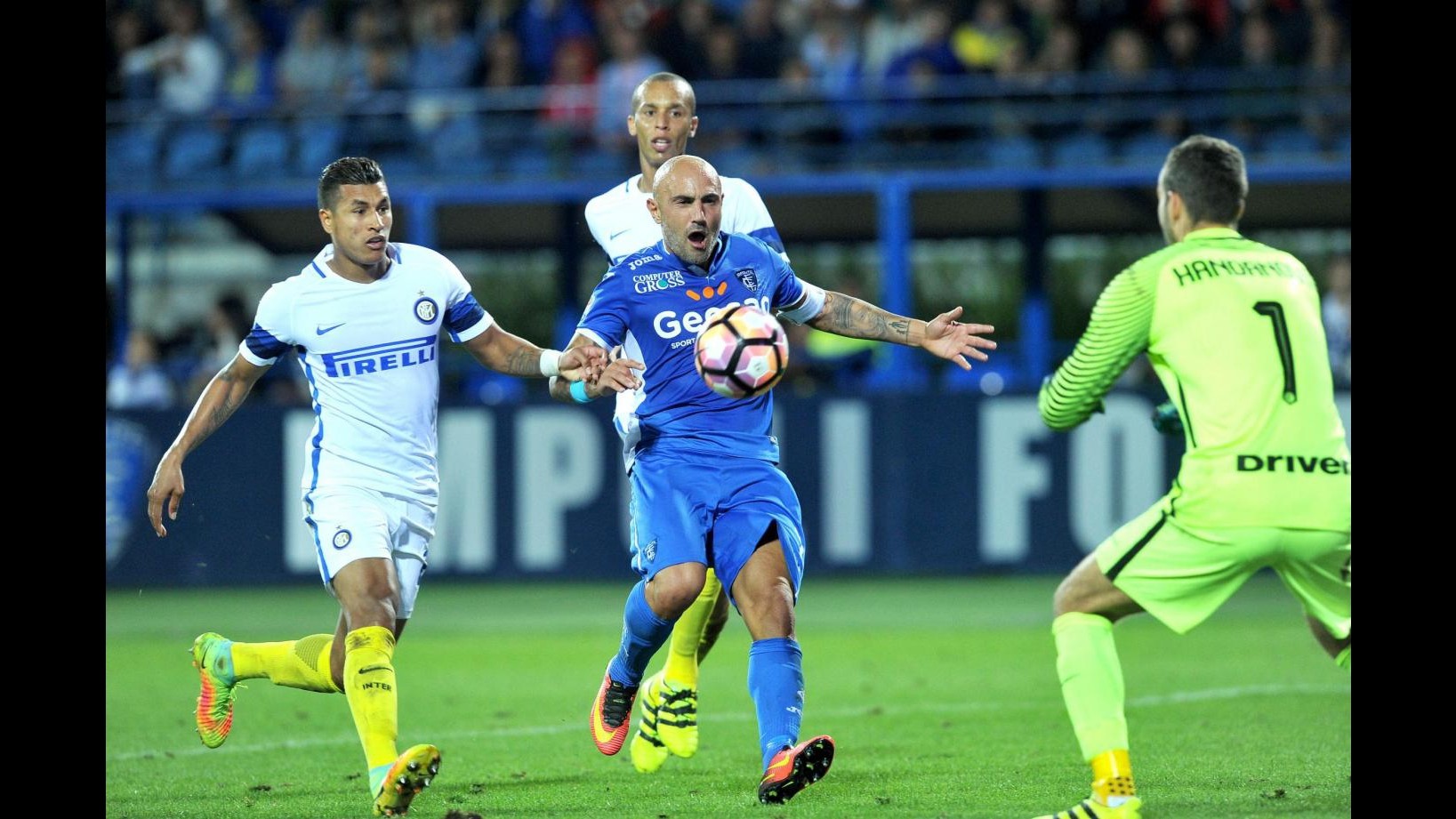 FOTO A Empoli decide una doppietta di Icardi: Inter vince 2-0