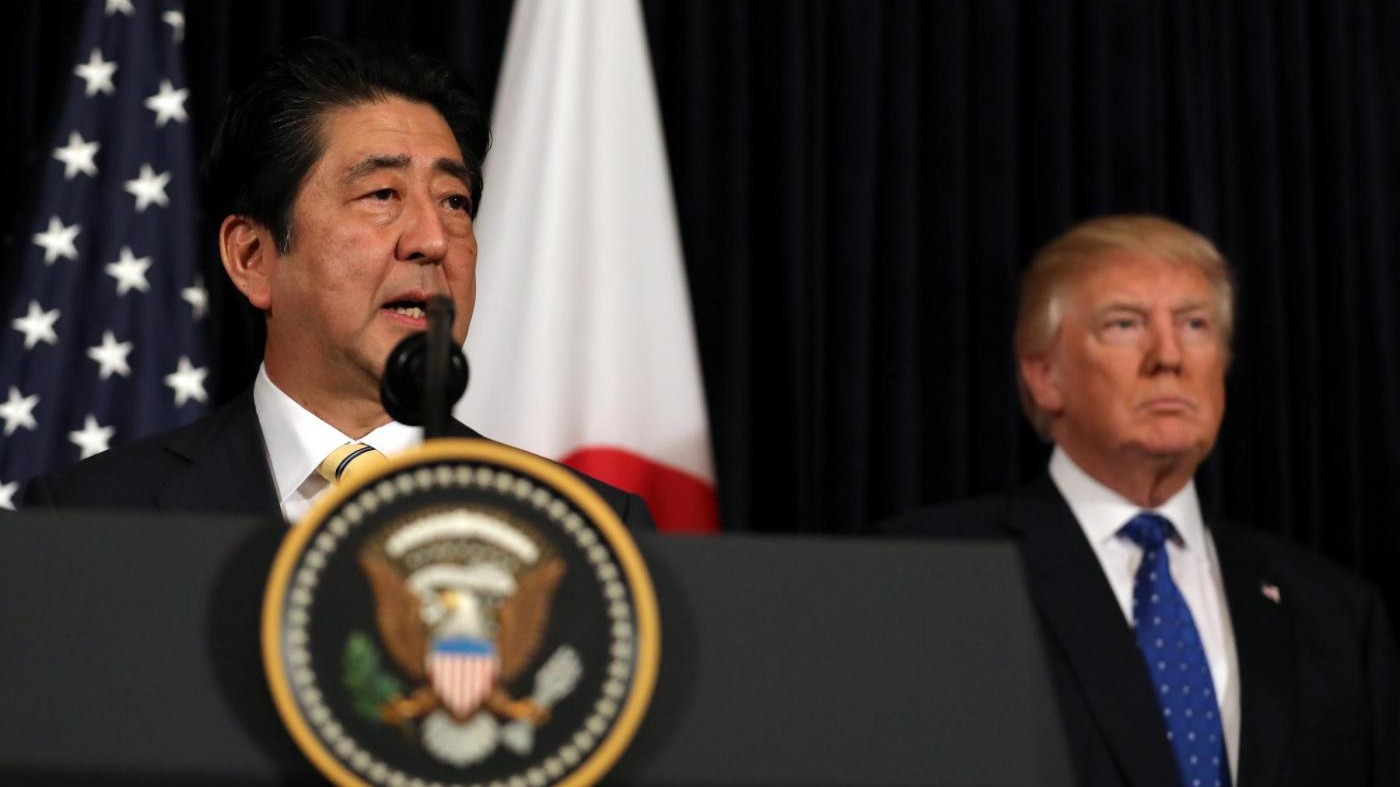 Trump ad Abe: Usa difenderanno alleati dalla Corea del Nord