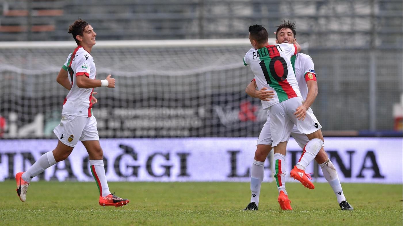 FOTO Serie B, solo 1-1 tra Latina e Ternana