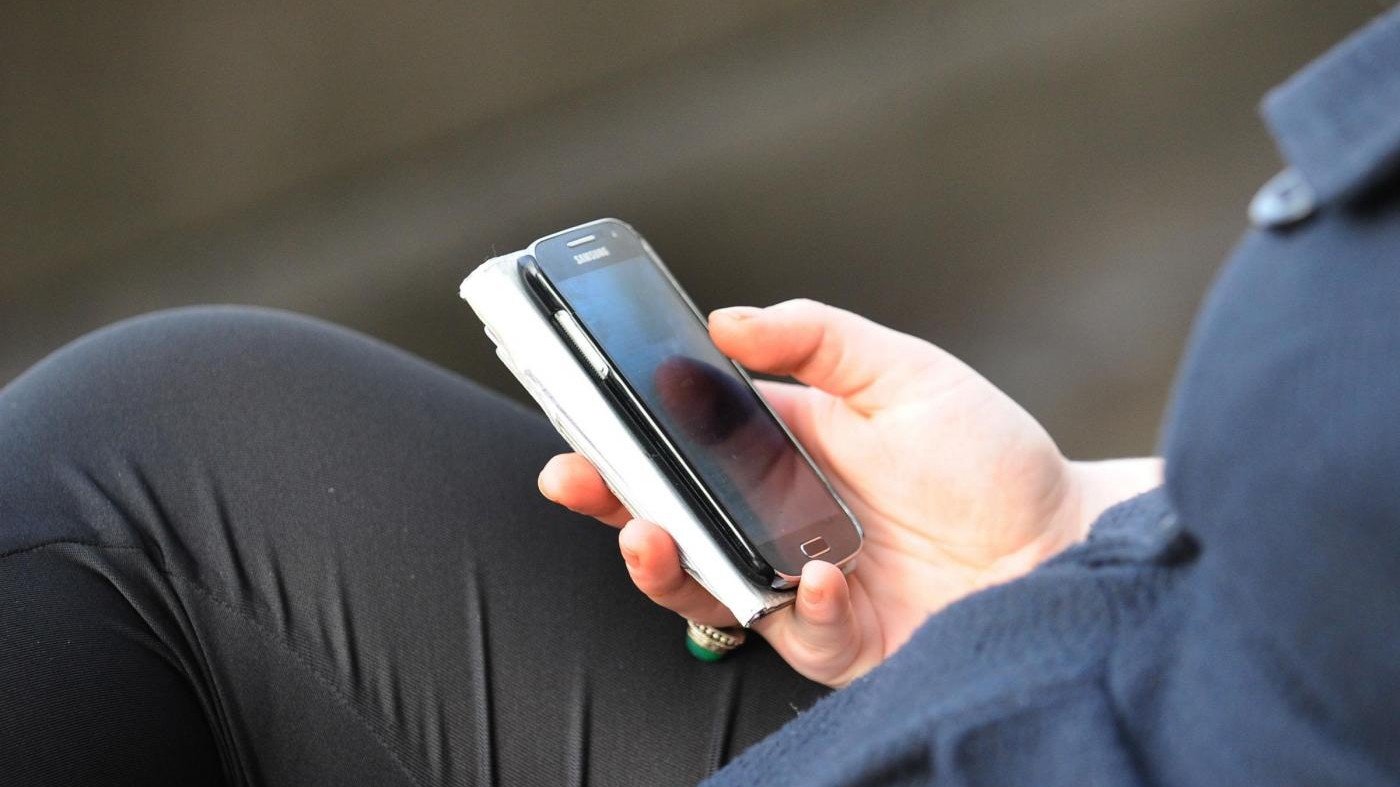 Addio al roaming in tutta la Ue: da giugno stop a sovrapprezzi