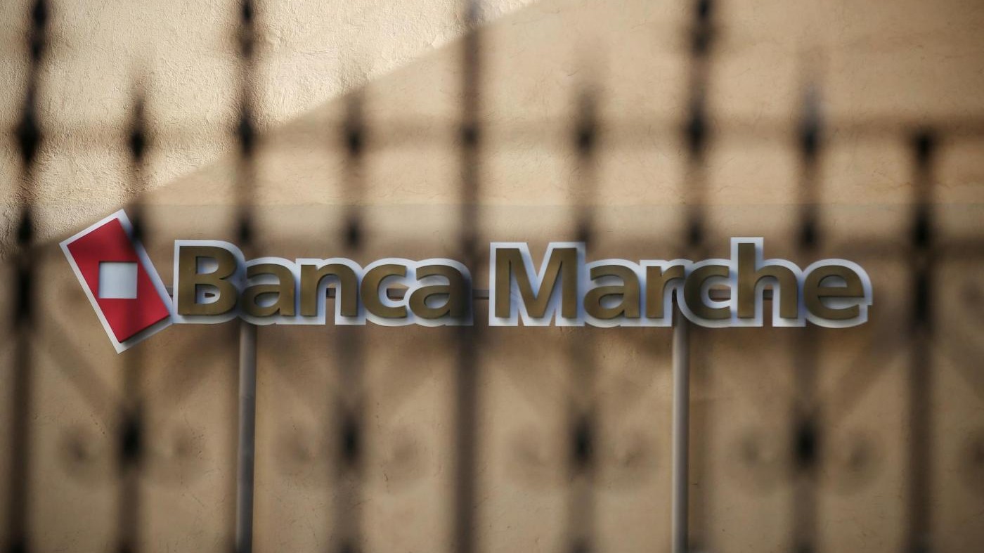 Banche, accordo sindacati-Banca Marche: nessun licenziamento