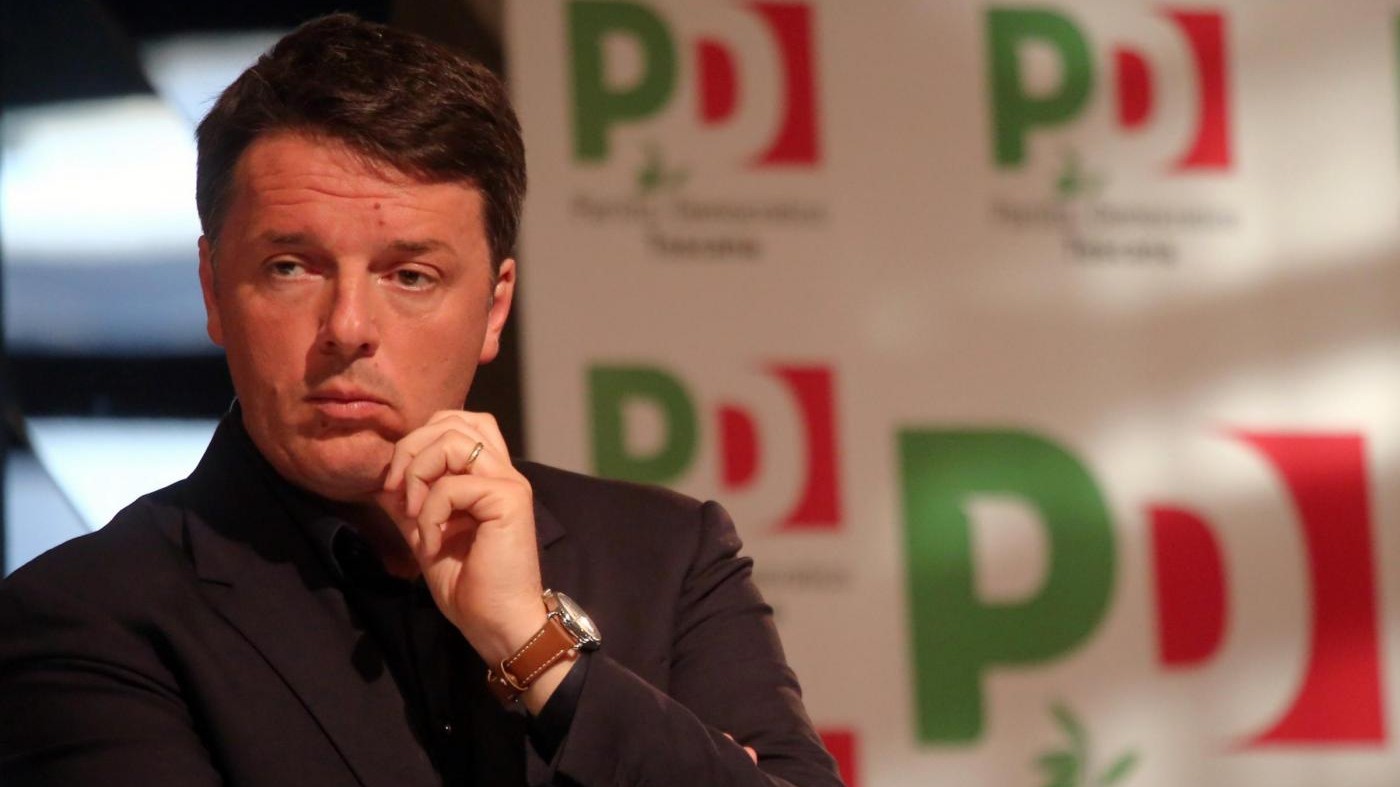 Pd, Renzi: Il M5S si chiude a testuggine, qui volano coltelli