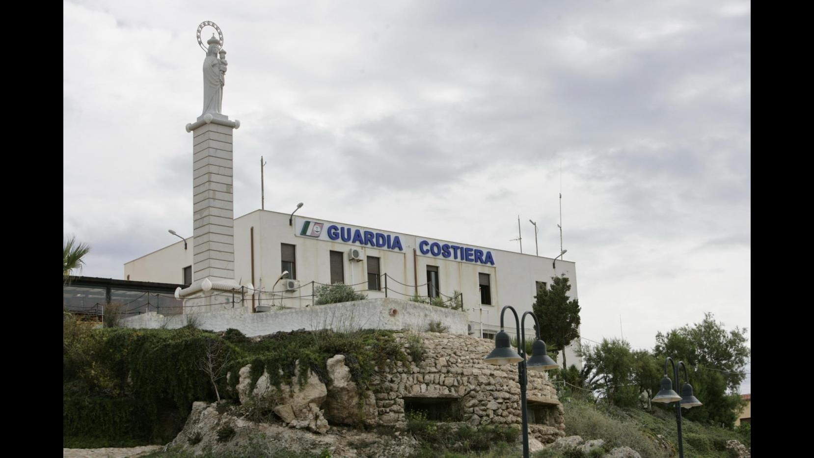 FOTO Lampedusa, le foto simbolo del naufragio del 2013