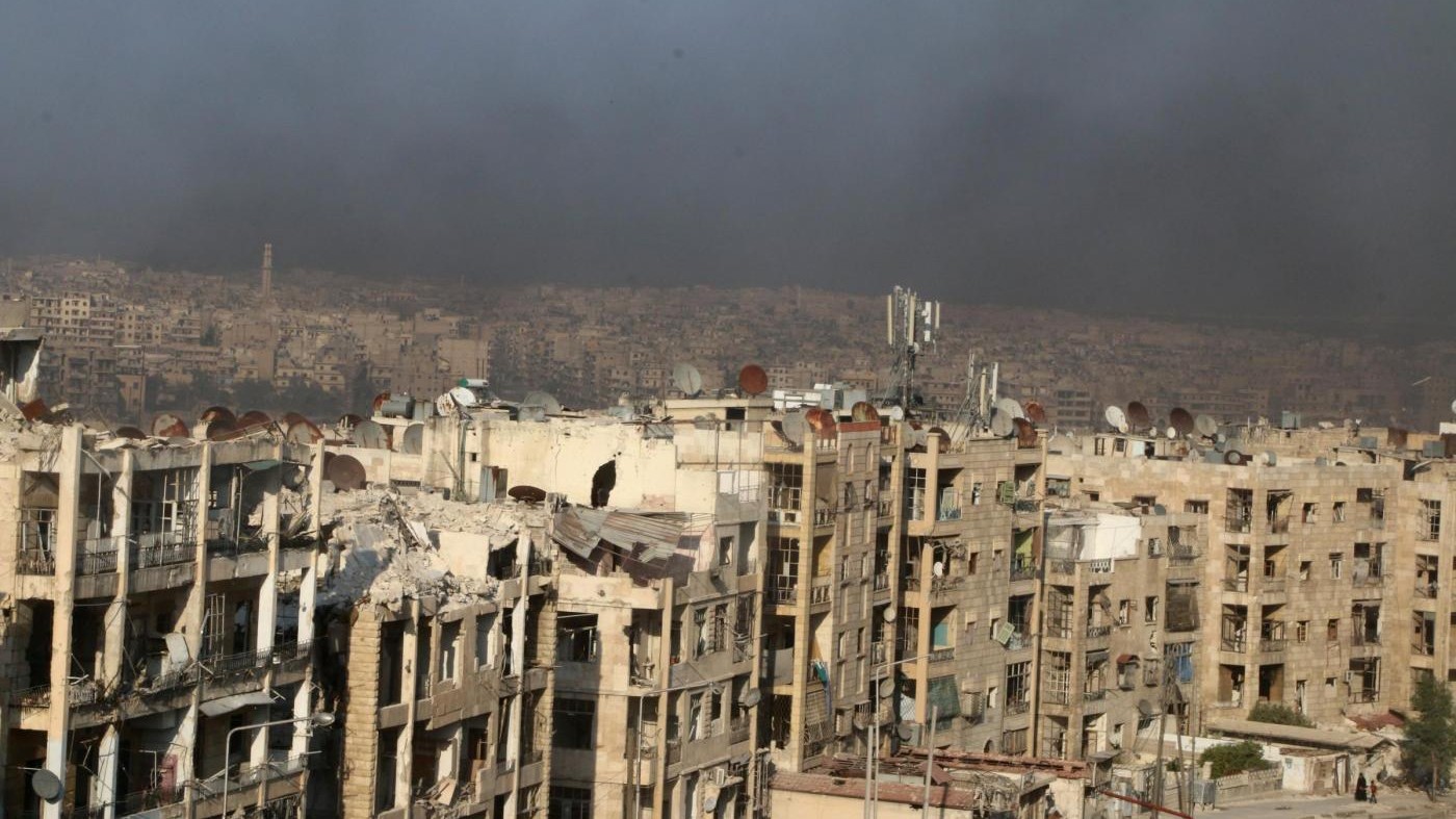 Damasco denuncia: Raid Usa su deposito chimico Isis, molti morti