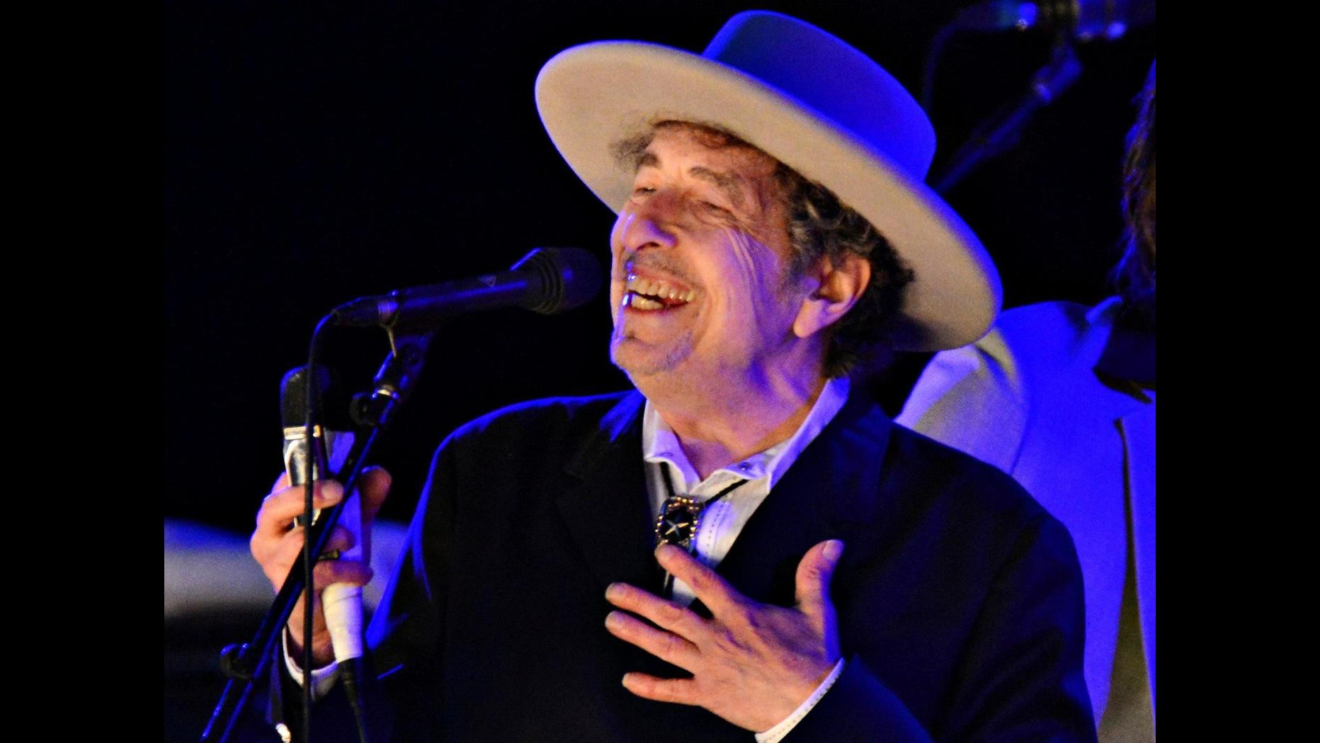 FOTO A Bob Dylan il premio Nobel per la letteratura 2016
