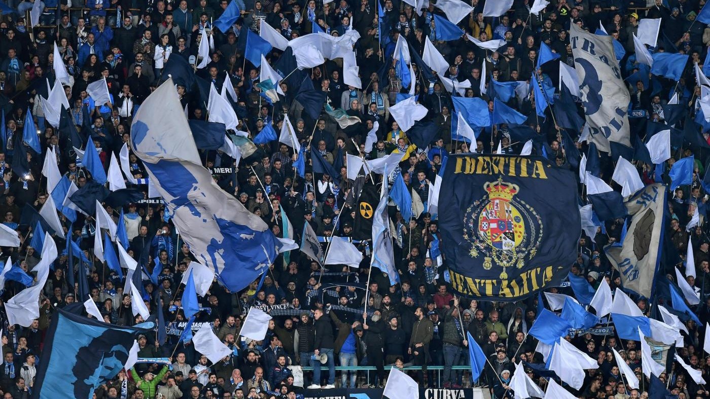 La procura Figc apre un fascicolo sui rapporti Napoli-ultras