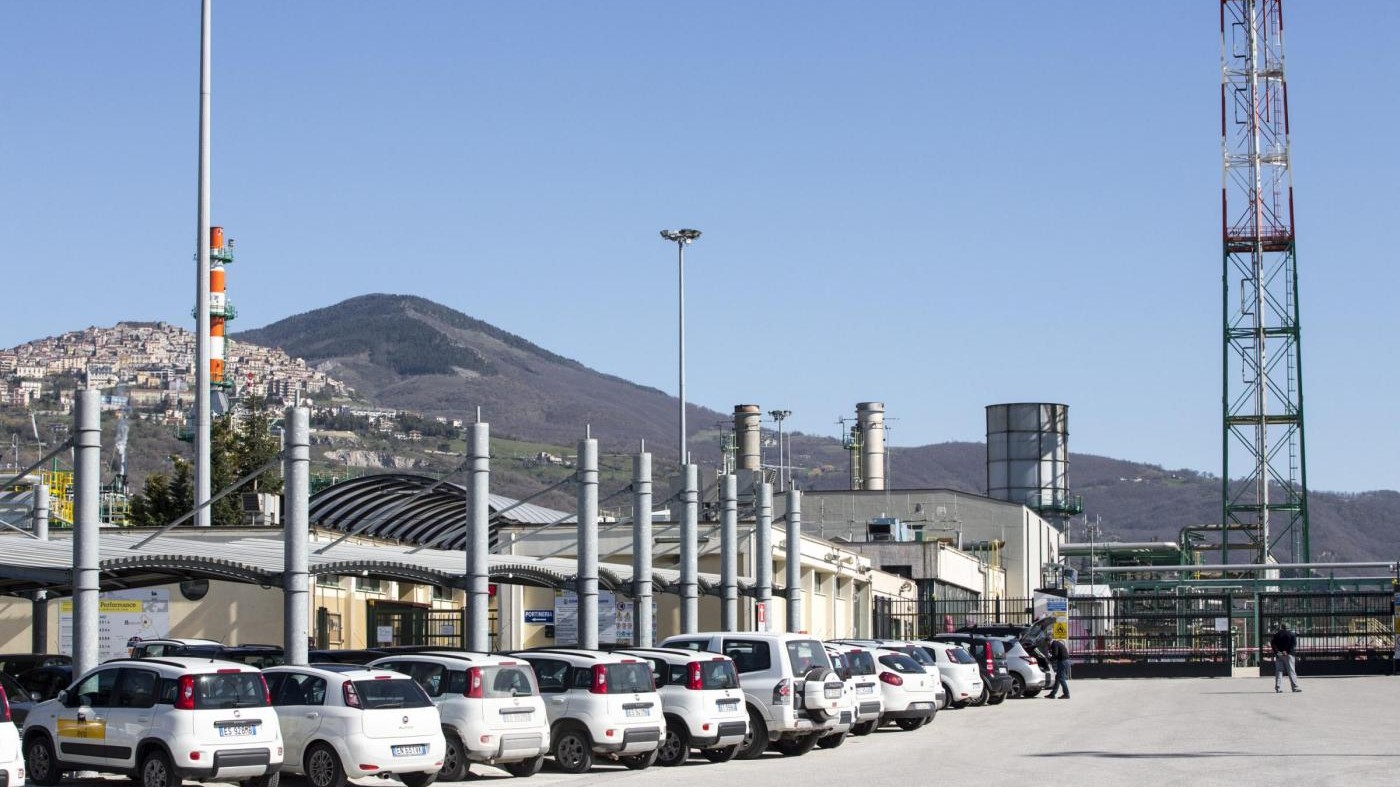 Basilicata sospende attività del Centro Oli Eni per ‘inadempienze’